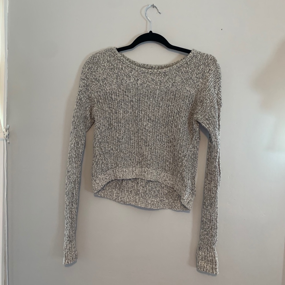 American Eagle Cropped gray sweater